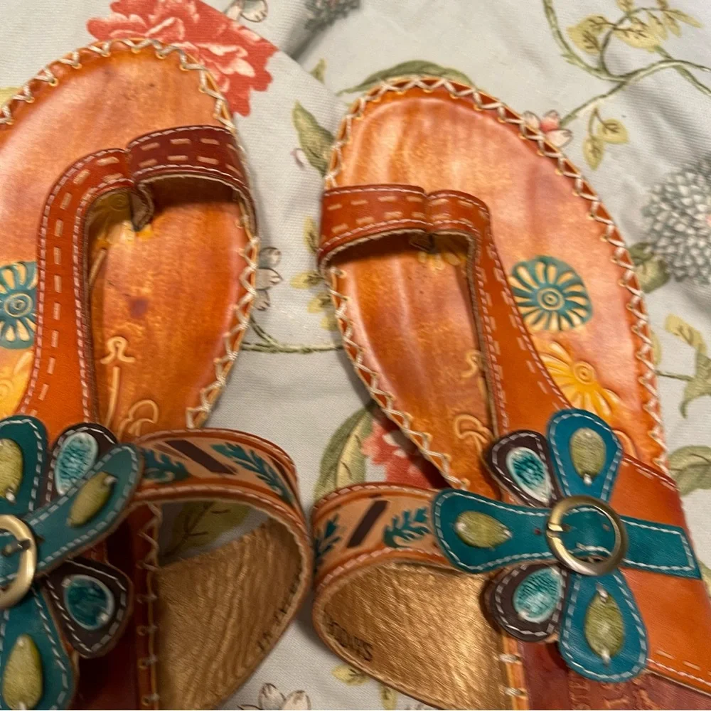 L’artiste Santorini Slide Wedge Sandal